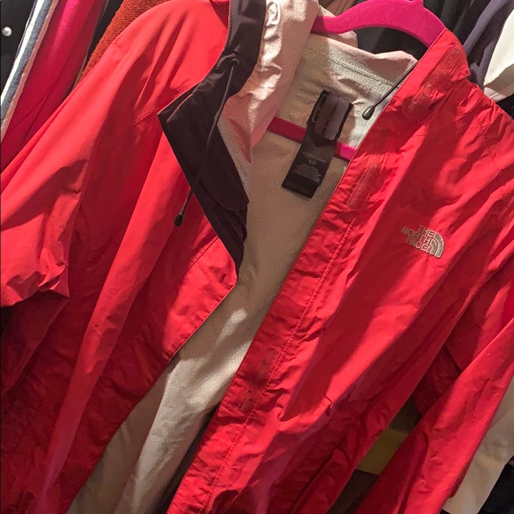 NorthFace Windbreaker